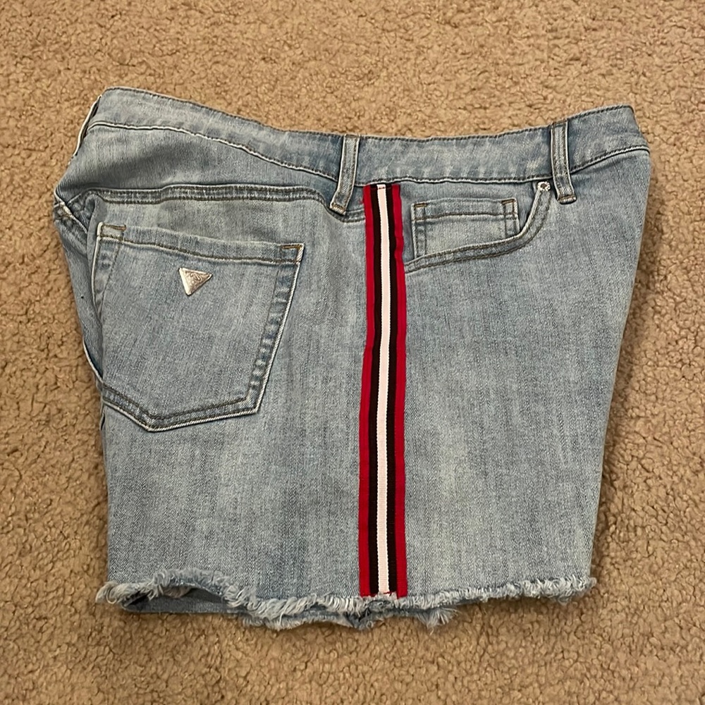 Guess shorts
